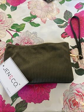 Jen & Co Olive Green Cross body Wristlet Clutch